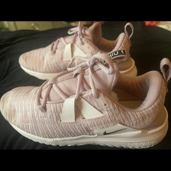 Nike Renew Arena - Picture 2 of 5